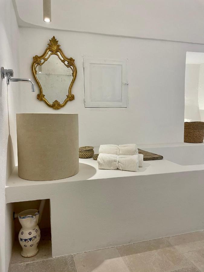 ロコロトンド I Tre Coni By Acqua Di Puglia Bed & Breakfast エクステリア 写真